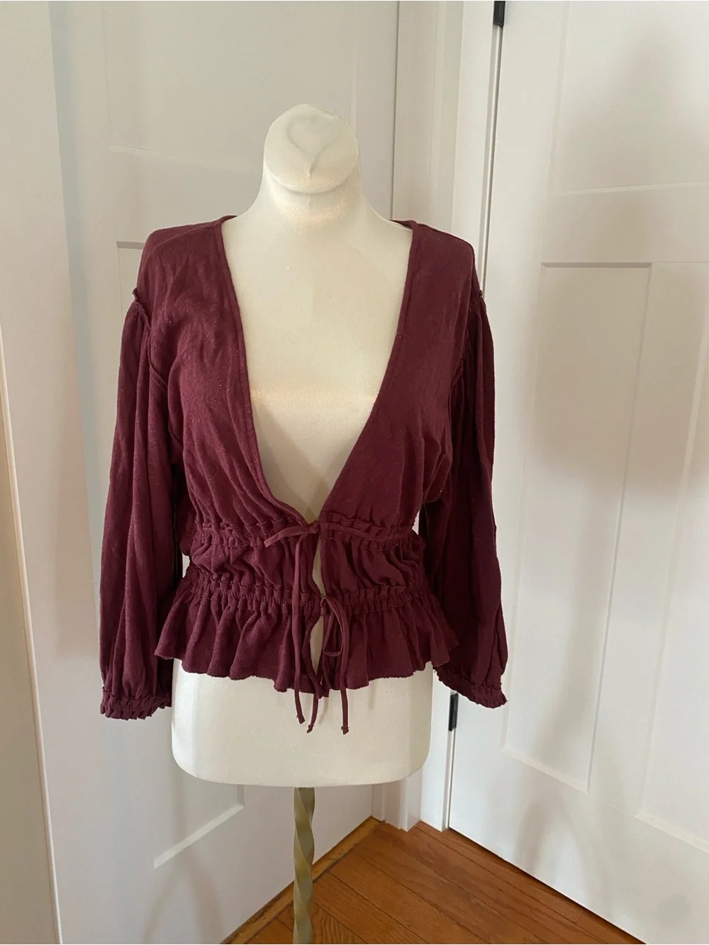 Free people NWT let’s go Tie-Front Peasant Top in Dusty Plum medium